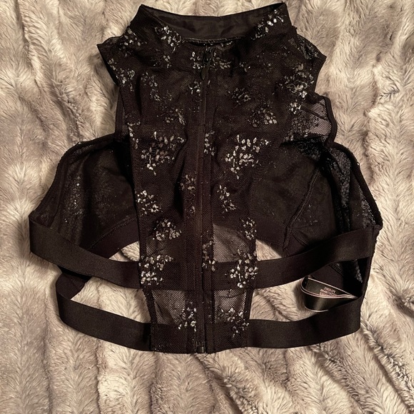 Victoria’s Secret Bralette - Picture 2 of 3